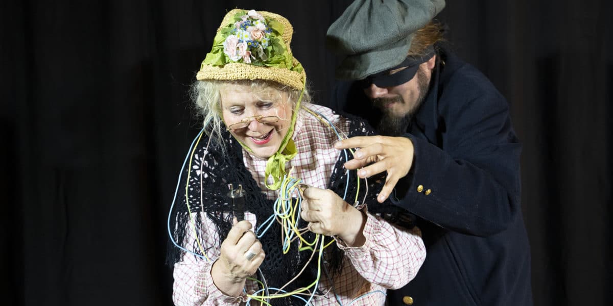 Bild från föreställning på Elvira och Energitjuven